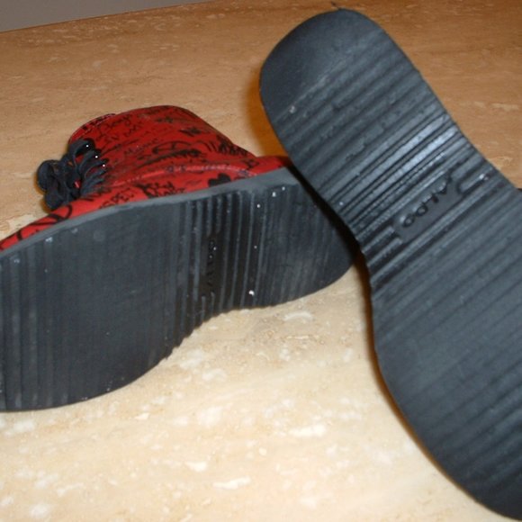 Aldo "marteens" look - Picture 3 of 3